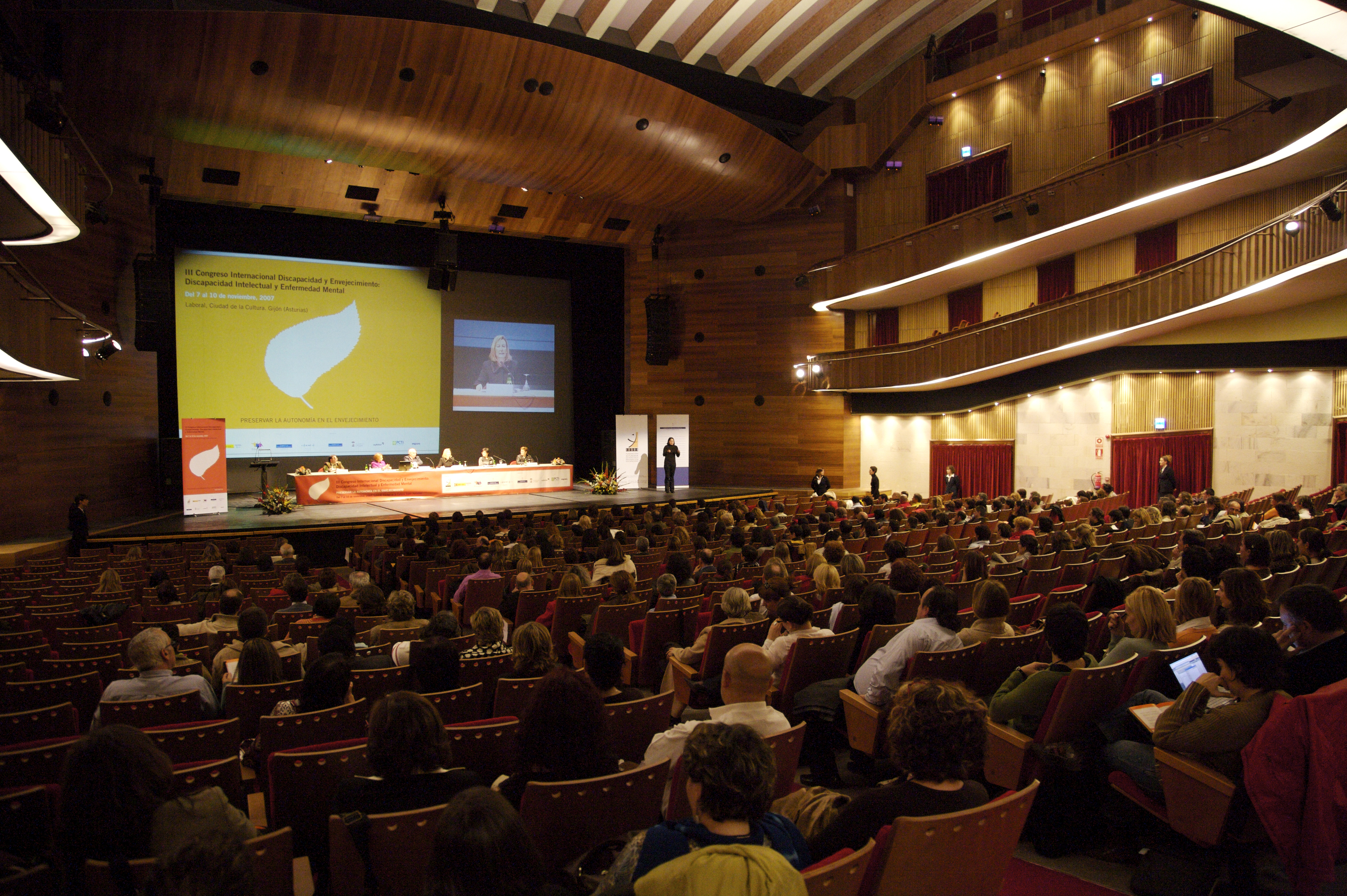 XVIII INTERNATIONAL COLLOQUIUM MECHANICAL FATIGUE OF METALS