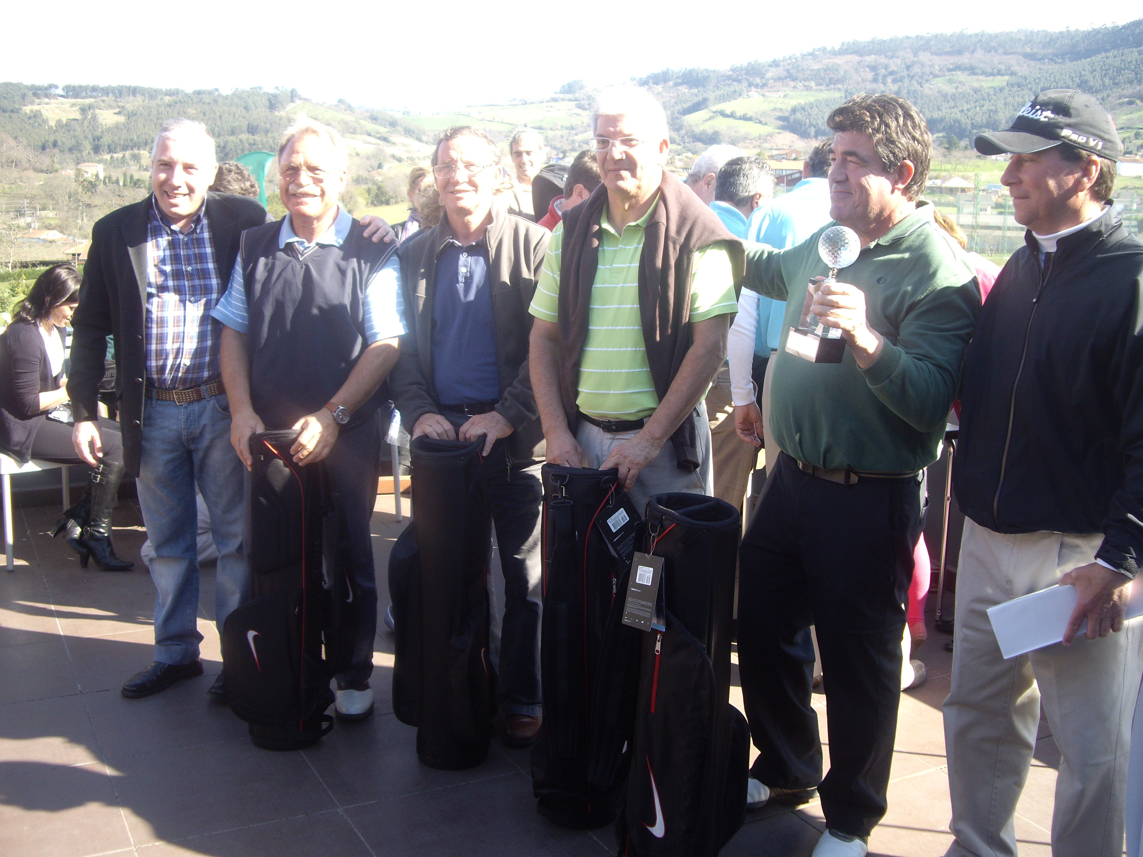 CONSTRUCCIONES IBASETA CAMPEóN DE LA LIGA EMPRESAS DEVA GOLF