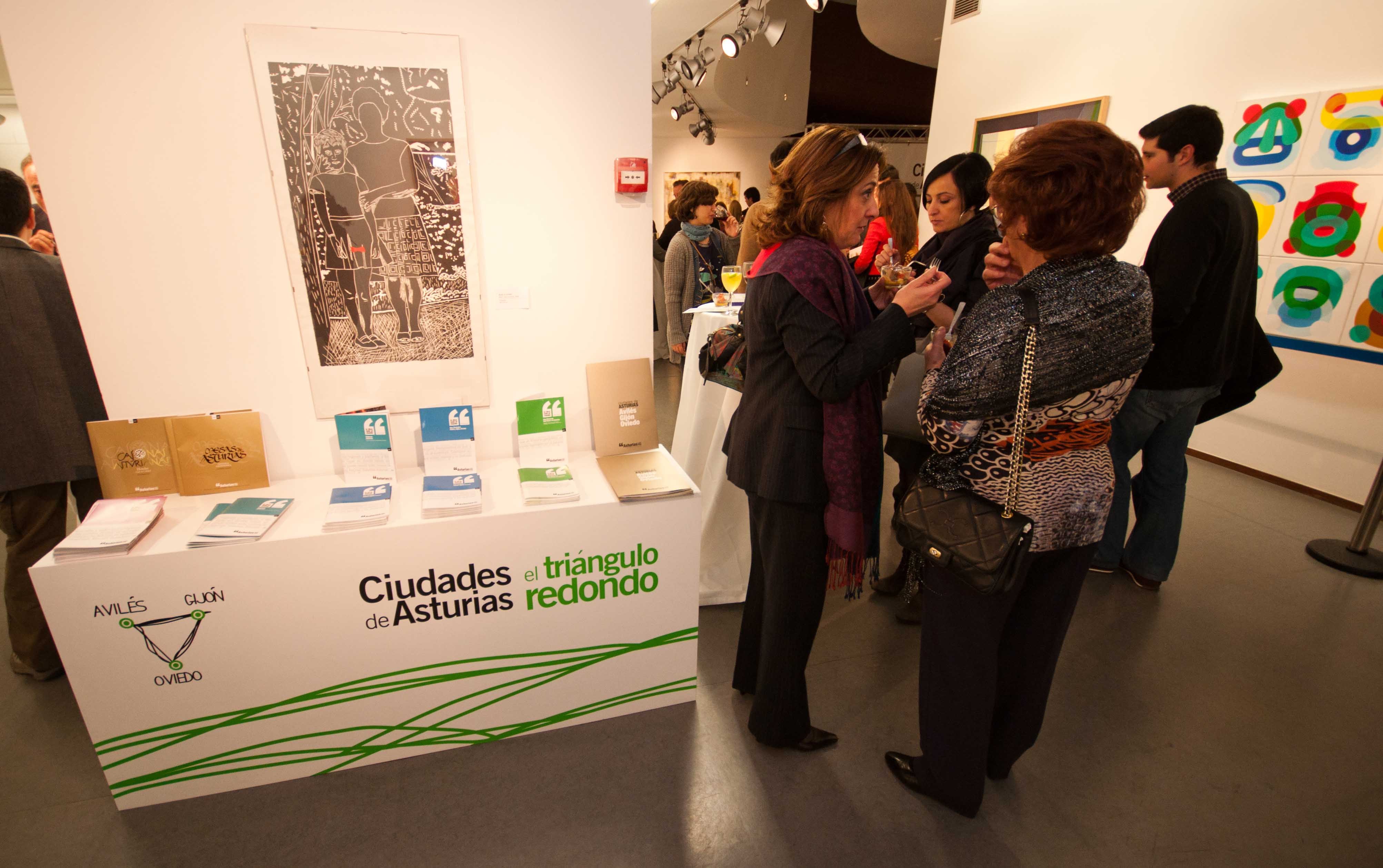 PRESENTACIóN CIUDADES DE ASTURIAS: UN TRIáNGULO REDONDO